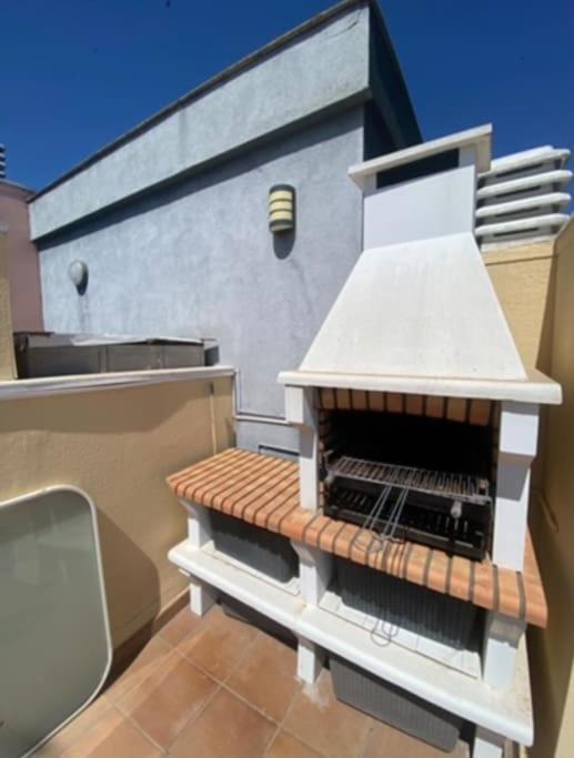 Atico Con Terraza Enorme *